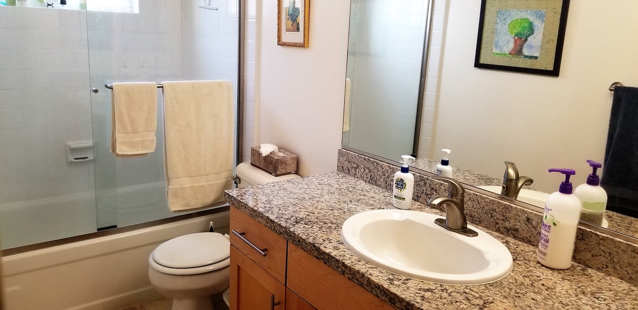 Remodeled Ground Level Unit in Club Villas!