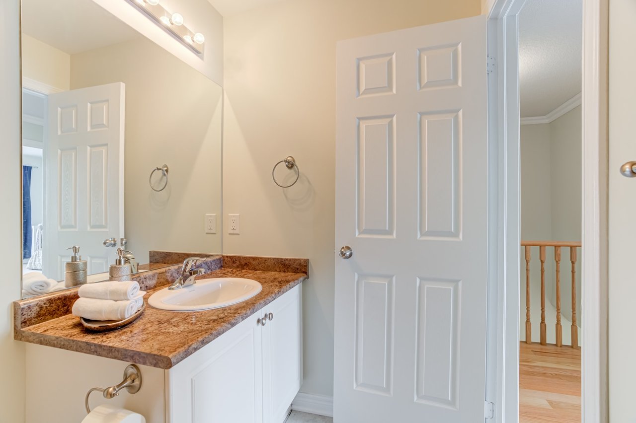 26 Black Locust Dr
