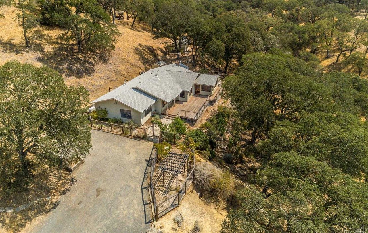 6620 Gordon Valley Rd