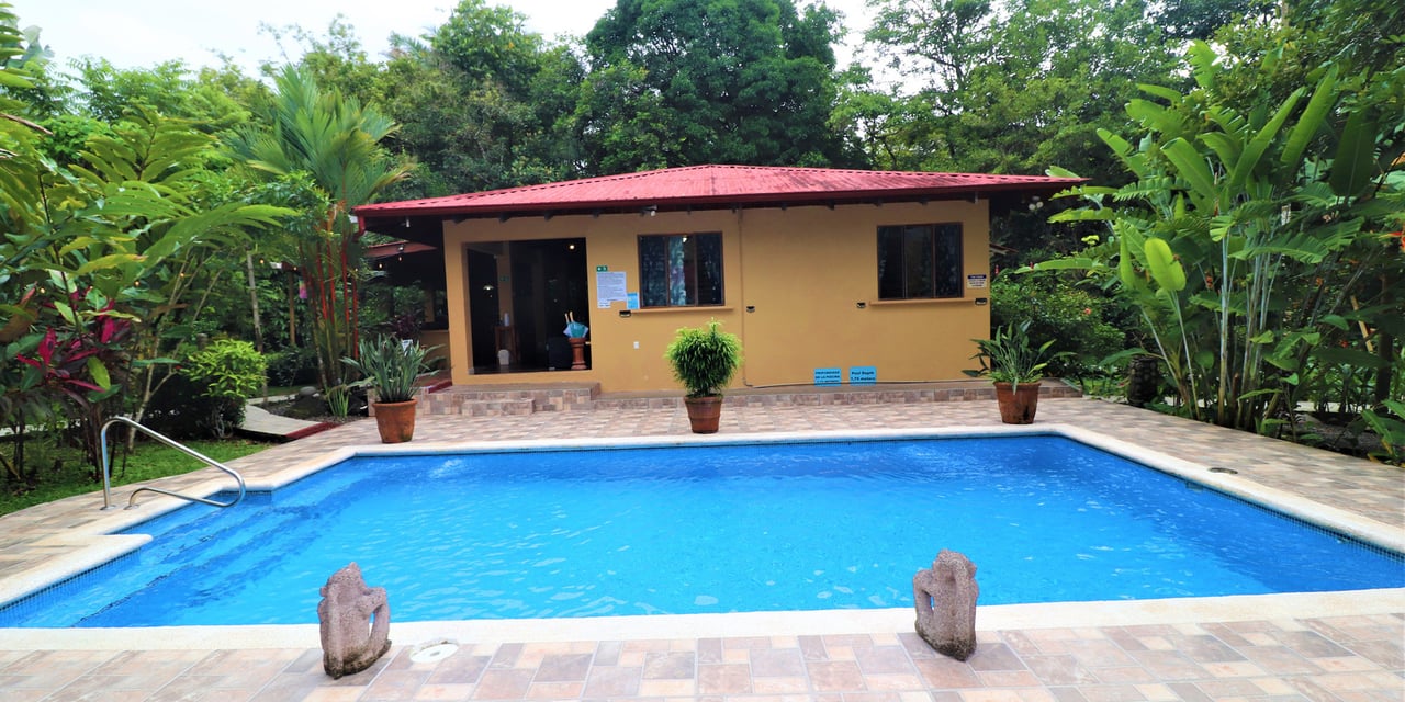 Riverfront Boutique Jungle Hotel, Ojochal, Puntarenas