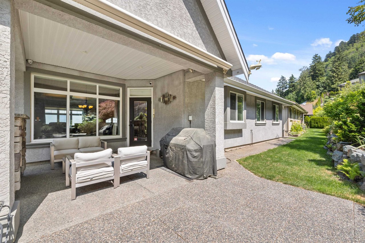 47088 Sylvan Dr