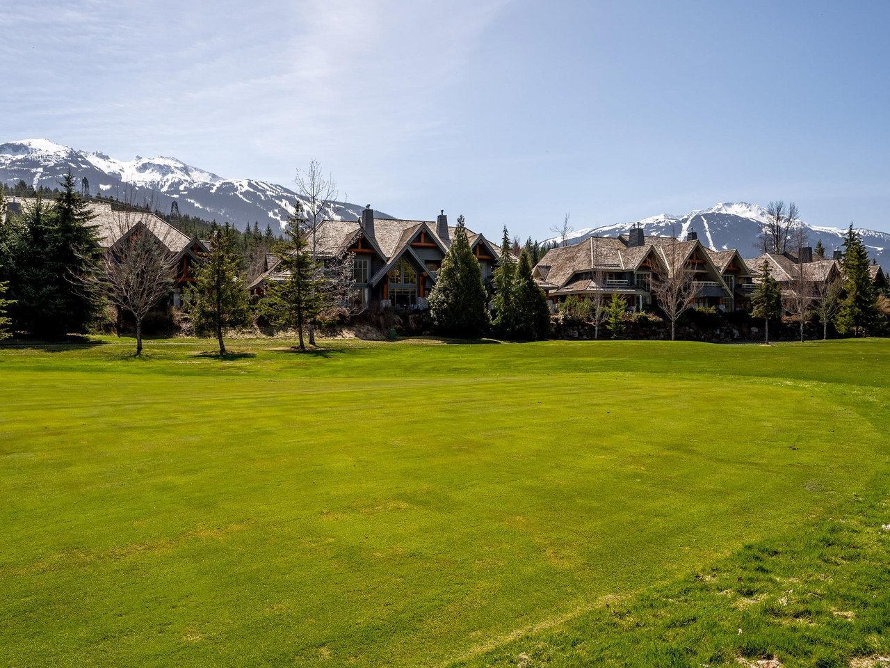 8327 Glen Abbey Ln
