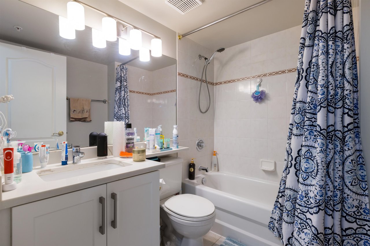 114-5860 Dover Cres
