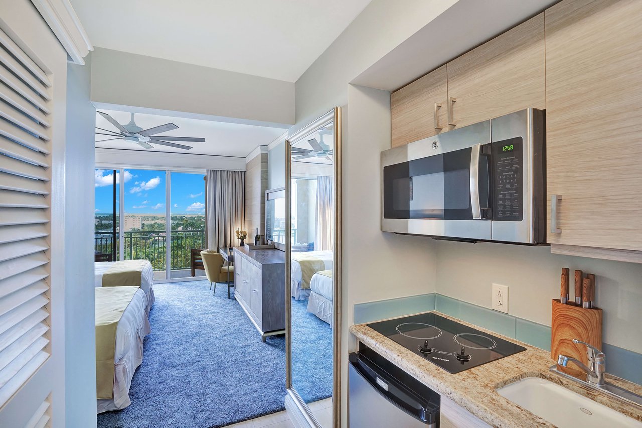 Ritz Carlton Key Biscayne Unit 870
