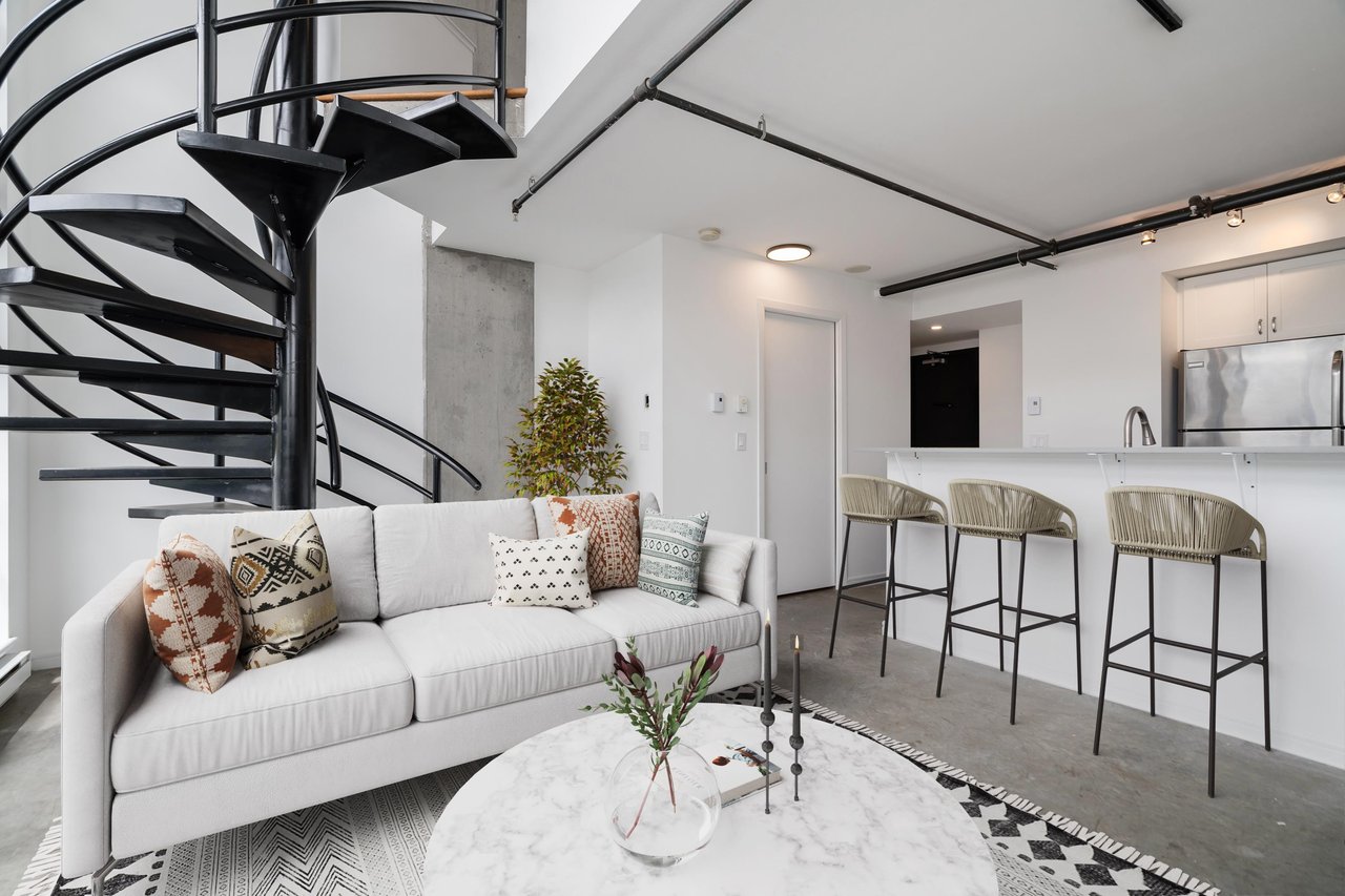 517-428 W 8th Ave