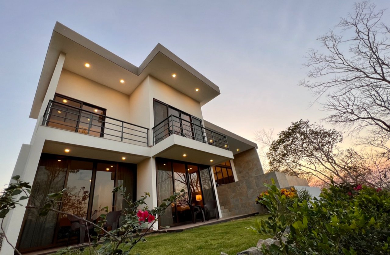 Volcano View Pool Home, Papagayo, Guanacaste