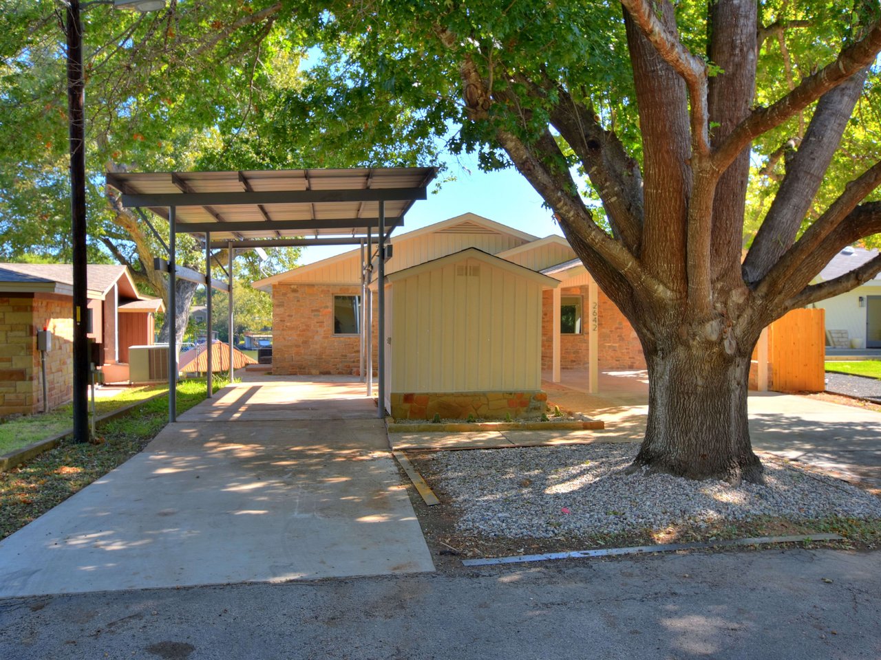 2642 Williams Lakeshore