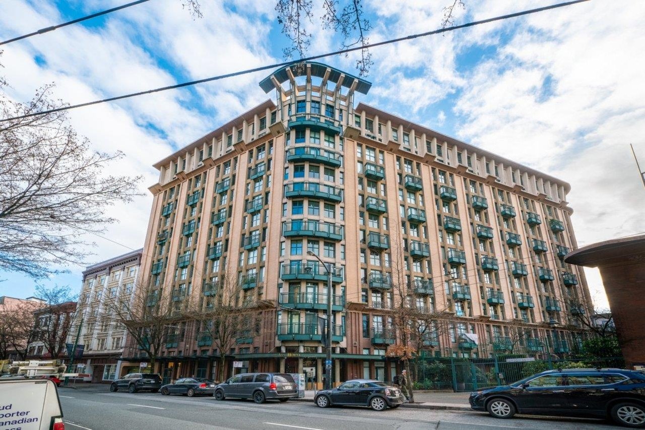 309-22 E Cordova St