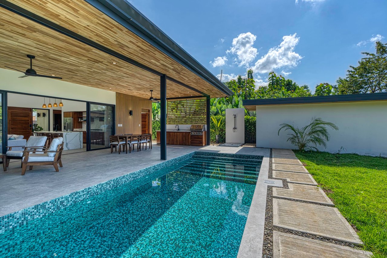 Luxury Beach House in Uvita