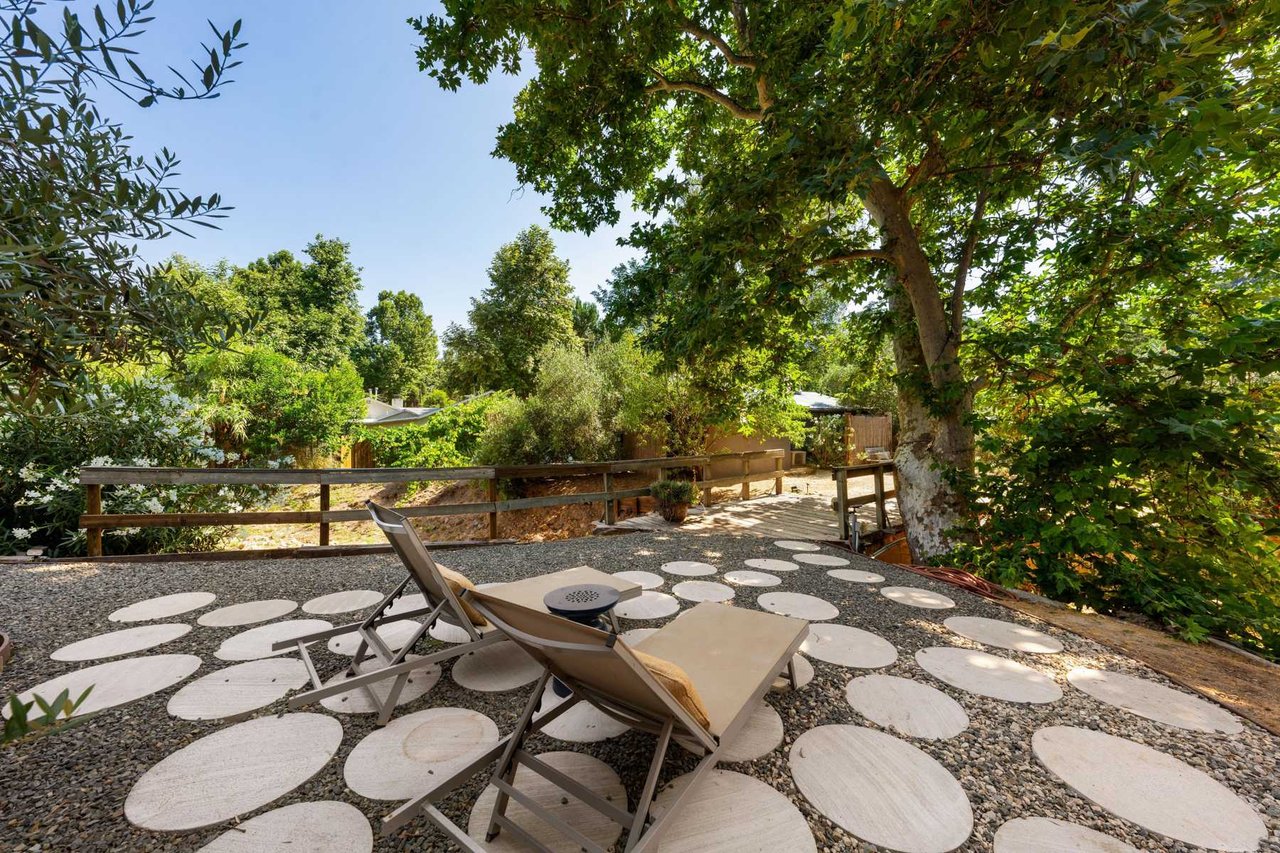 1518 Valley Drive, Topanga
