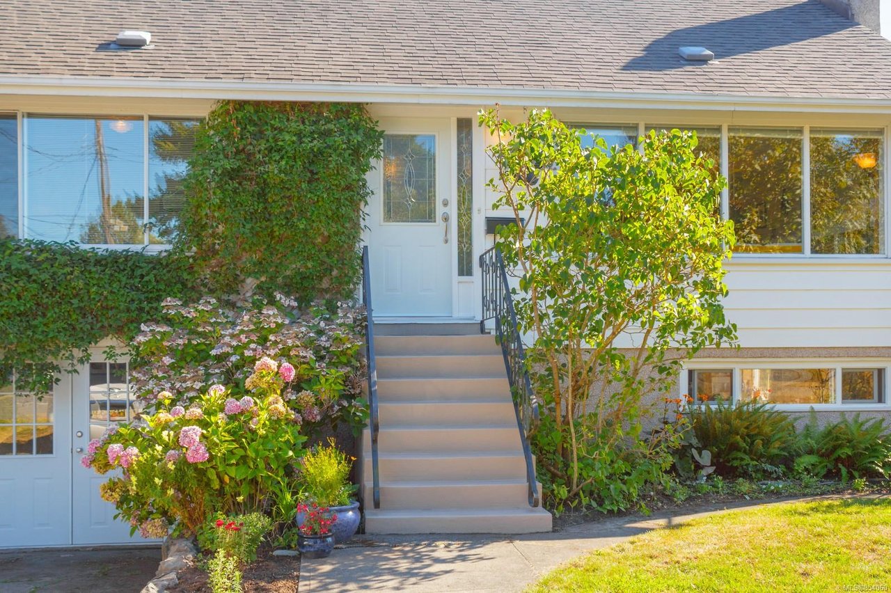 1937 Carrick St