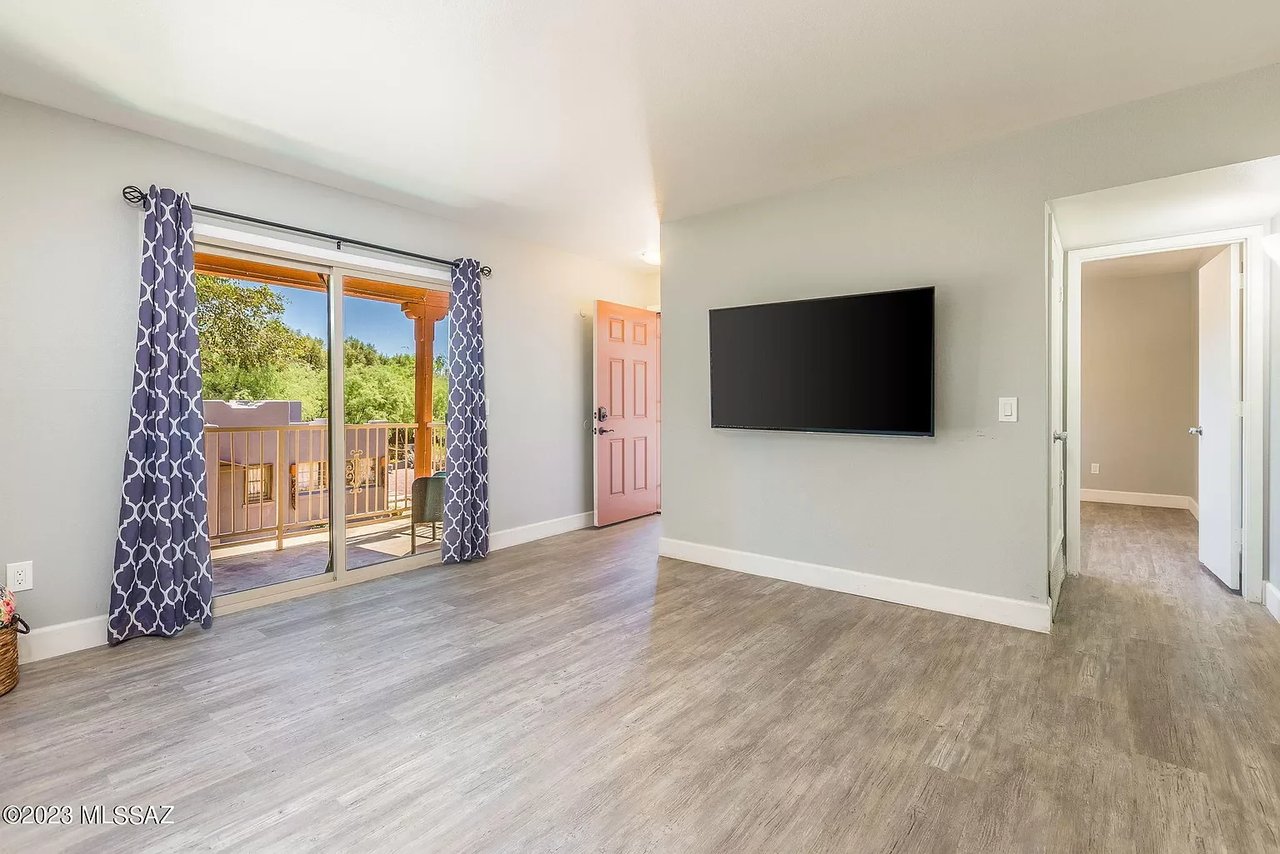 3357 N Country Club Rd APT 28
