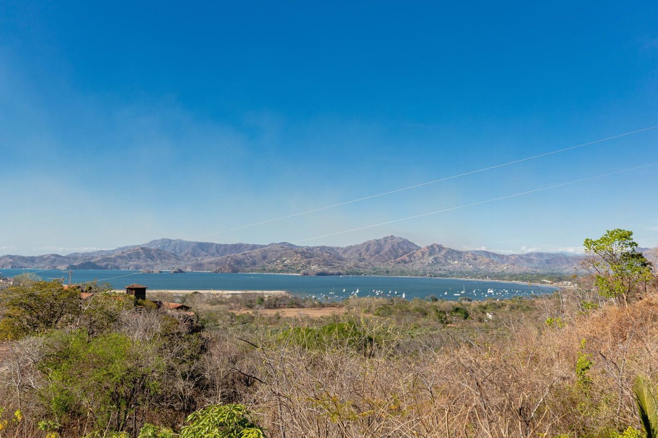 Luxury 6 BR Villa in Flamingo, Incredible Views | Starting At $1,350.00 Daily