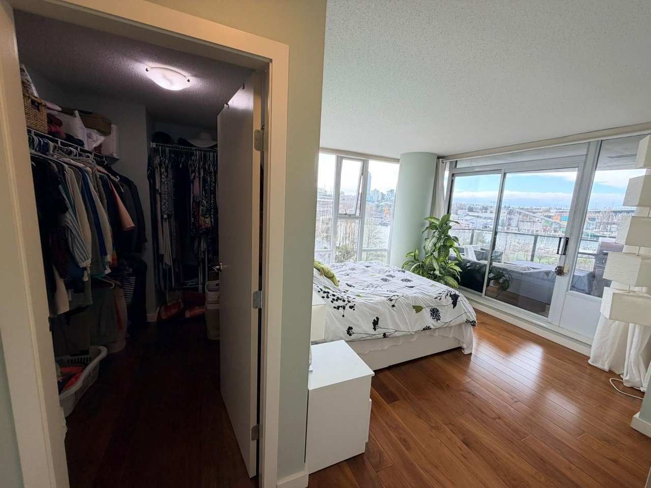 603-455 Beach Cres