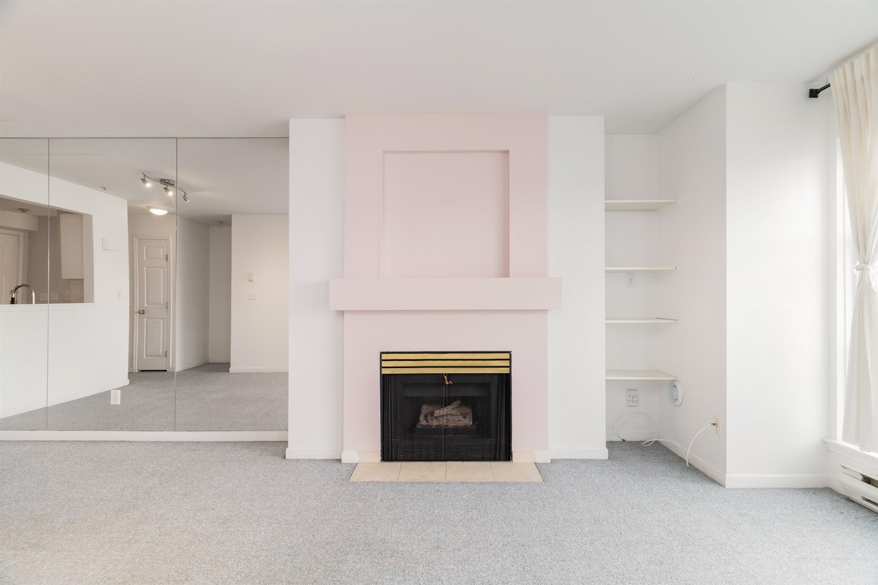 304-1333 W 7th Ave