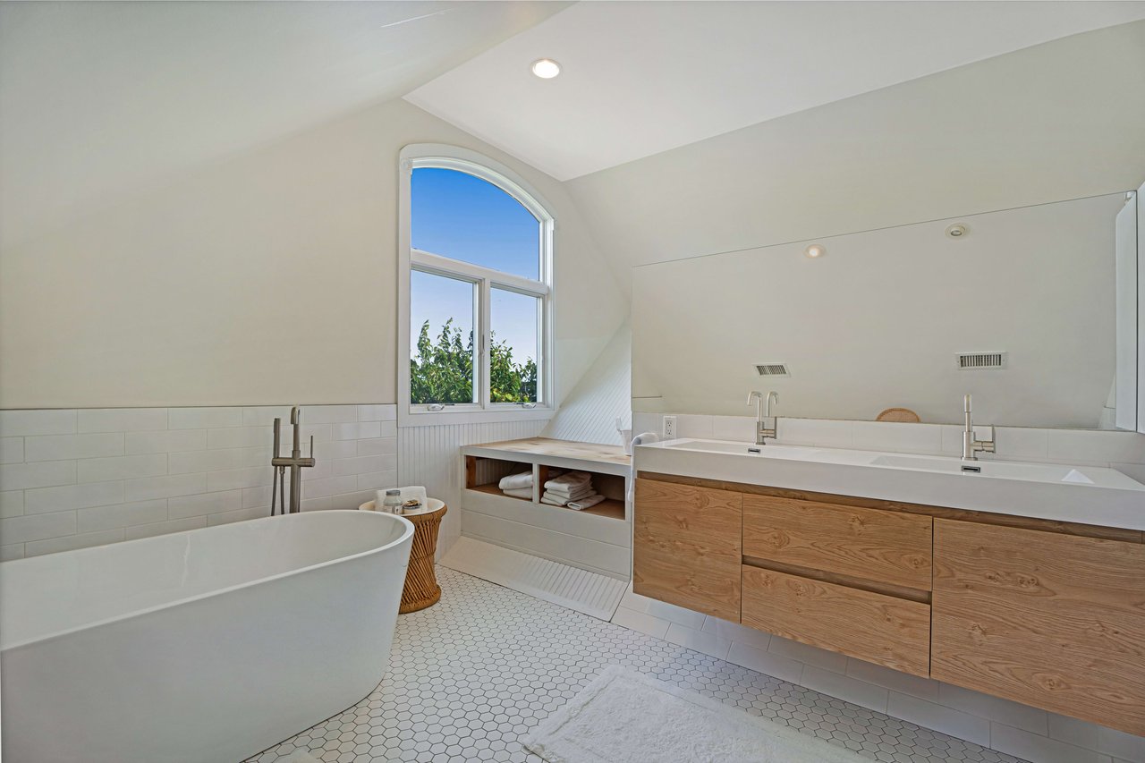 121 Sunset Beach Road