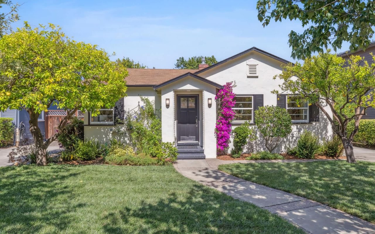 The Impact of Market Trends on Buying a Home