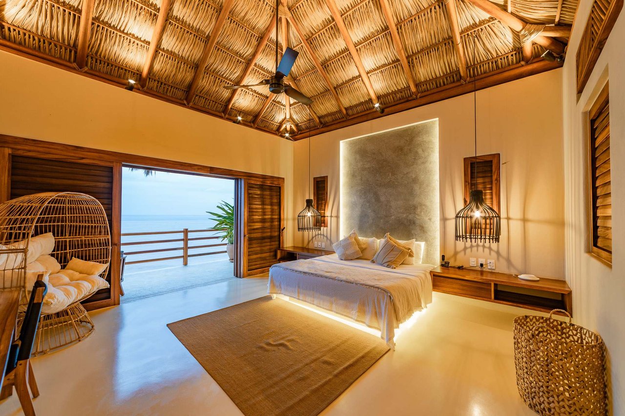 4 bedroom, Single Family Homes, Villa Playa, Montecito Beach Village