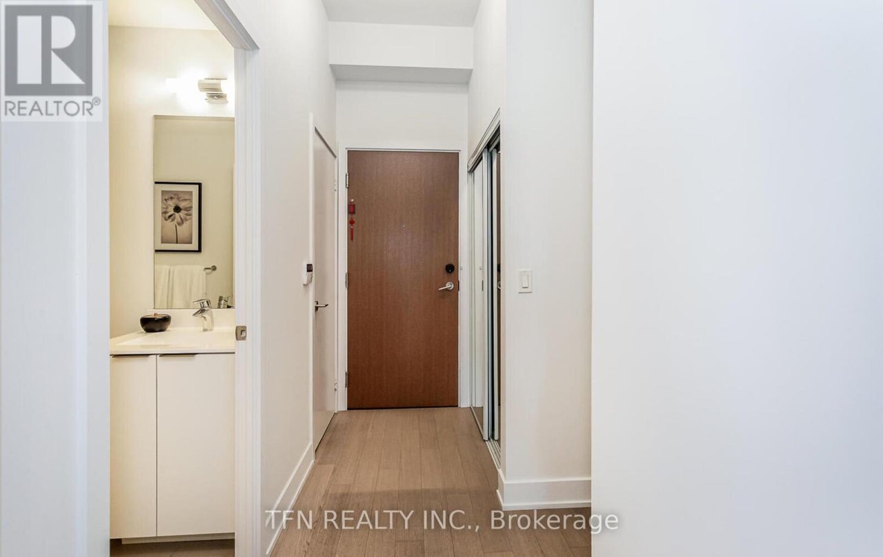 20 Shore Breeze Drive, Unit 213