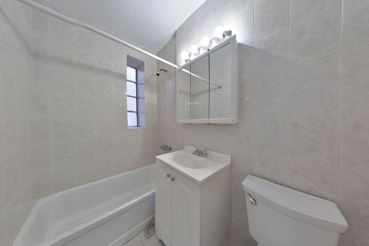 1410 York Avenue, Apt 5-B