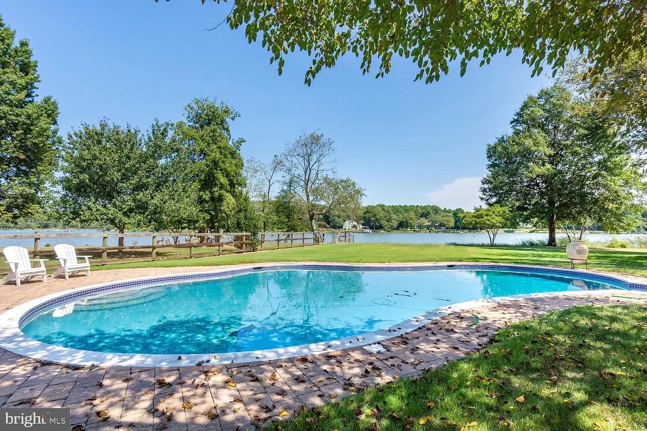 8195 Church Neck Rd