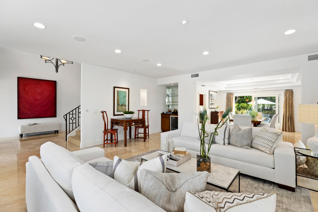 901 Aleppo St