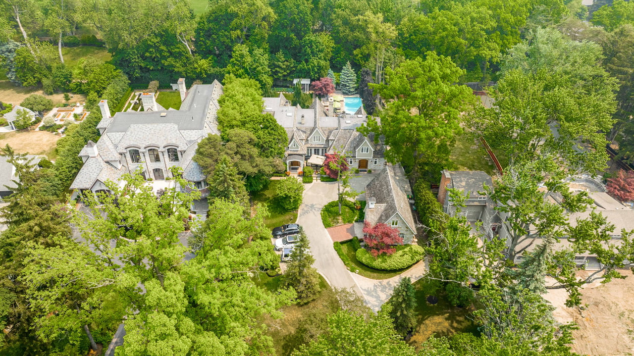 Ranch Inspired Estate in Oakville 