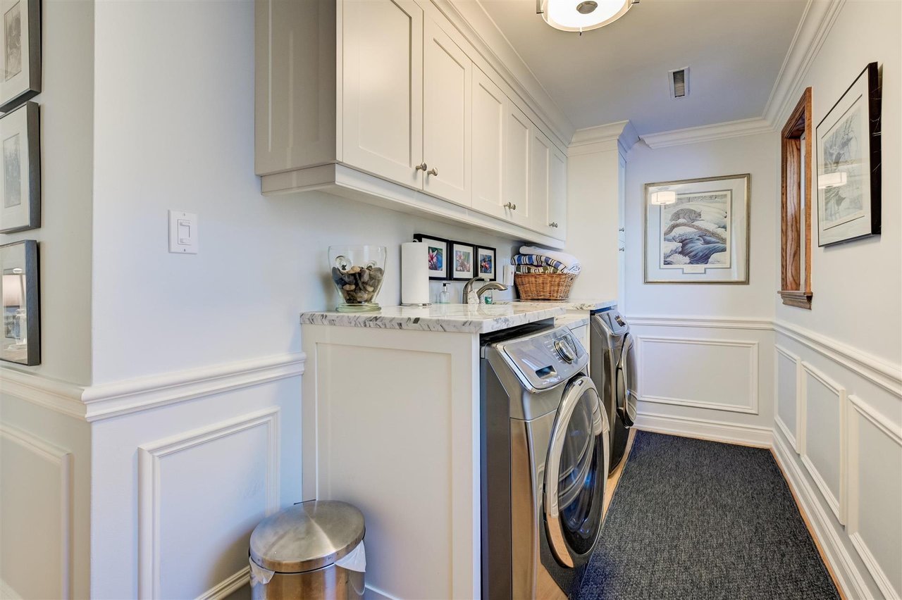 27 Mcnab Blvd
