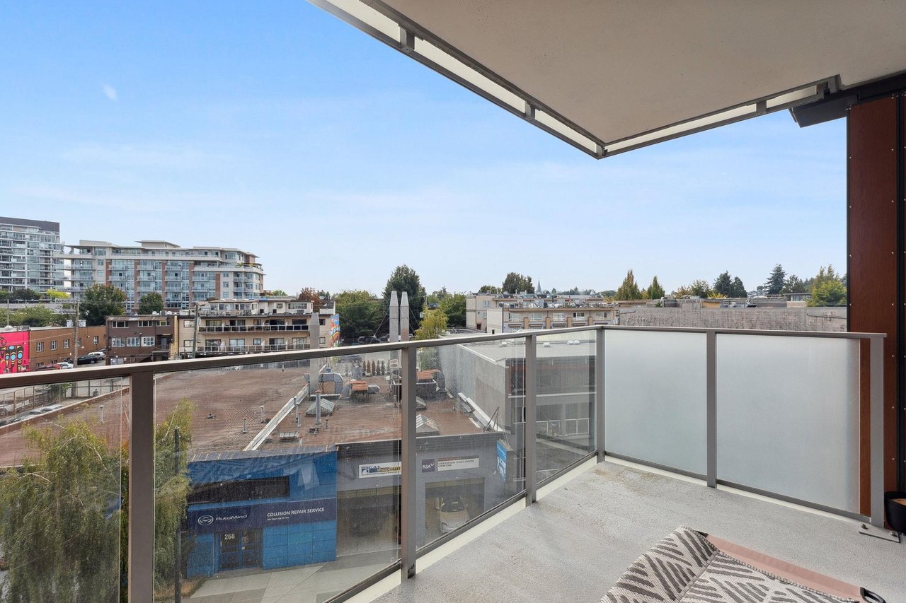 509-285 E 10th Ave