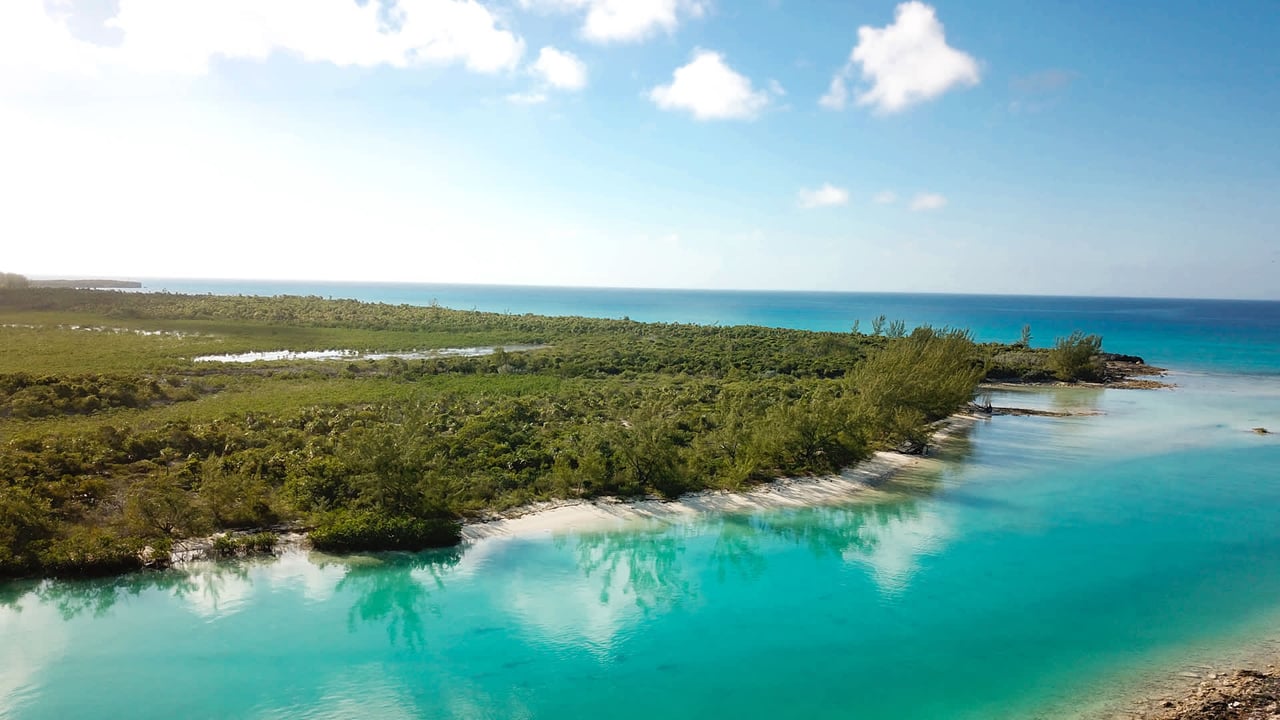 Hawks Nest Cay Cat Island