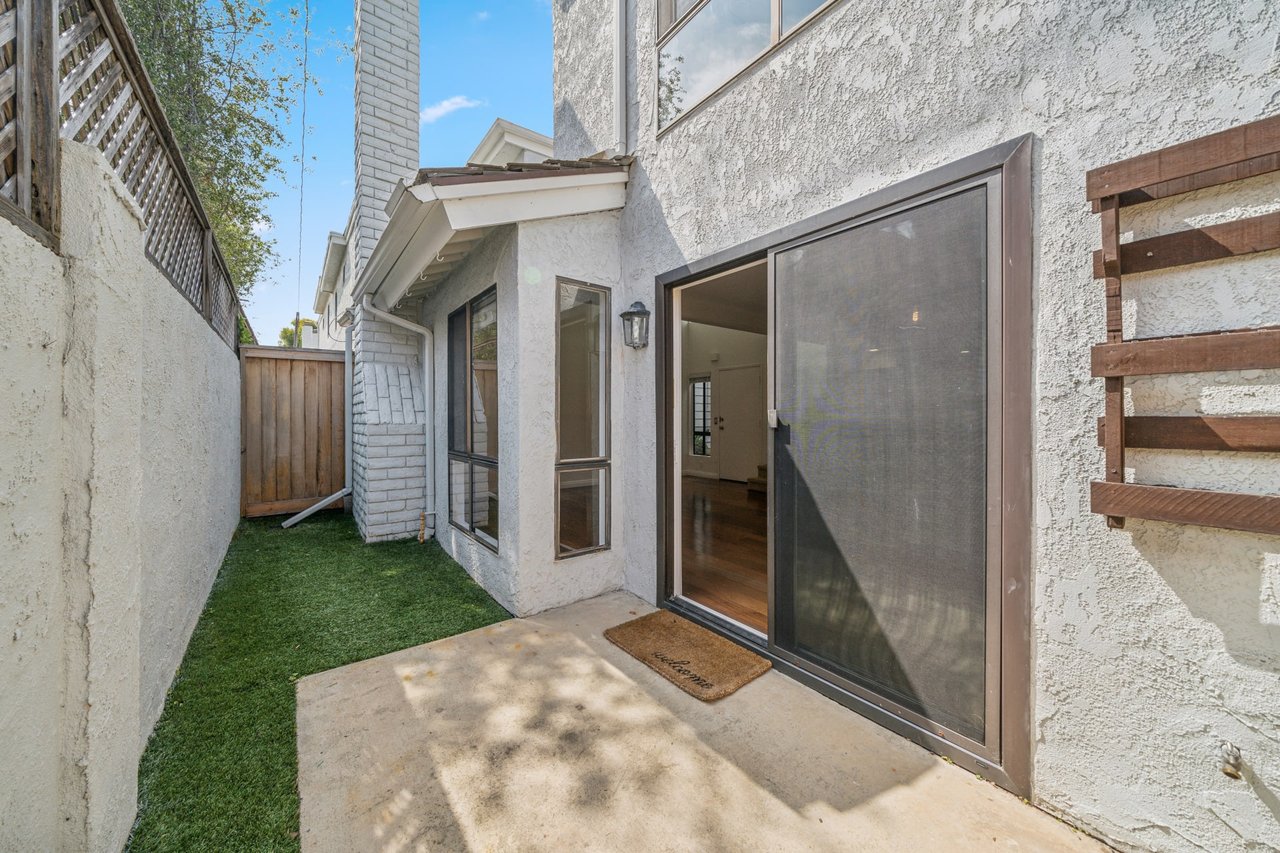 1526 August Lane #4