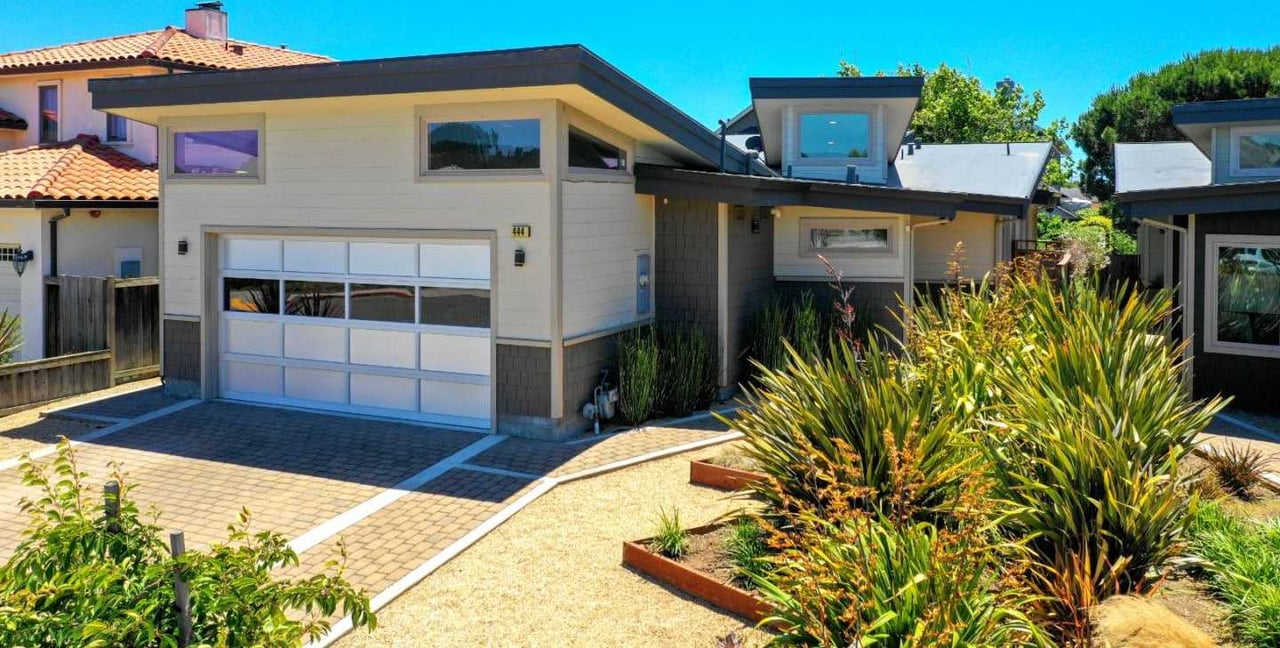 444 Valdez AVE