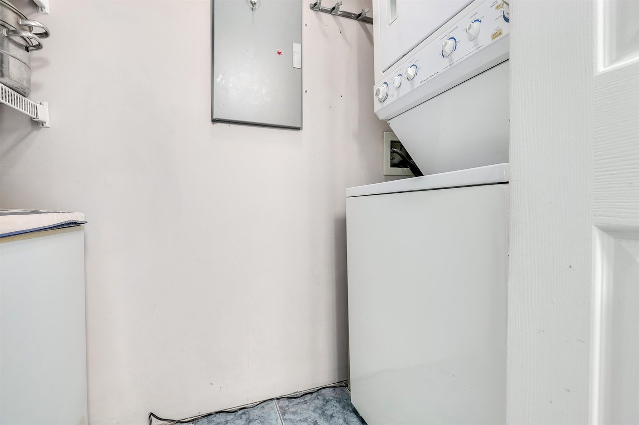 PH1-2405 Kamloops Street, Vancouver
