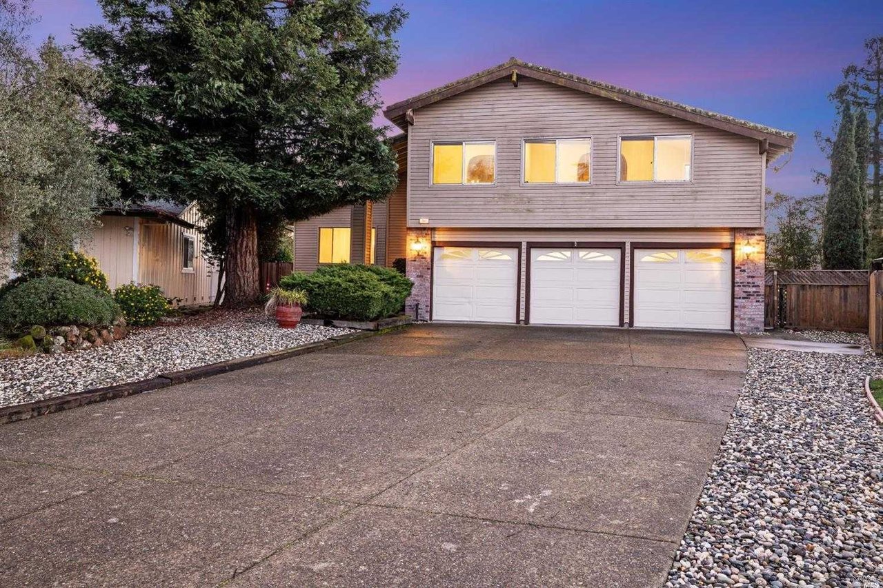 163 Fescue Way