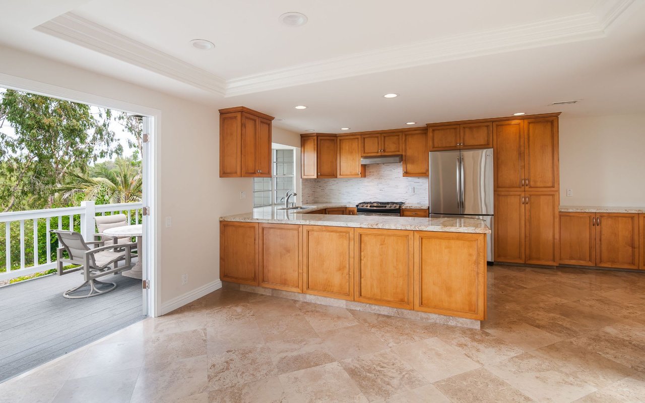 2756 Hillview Drive