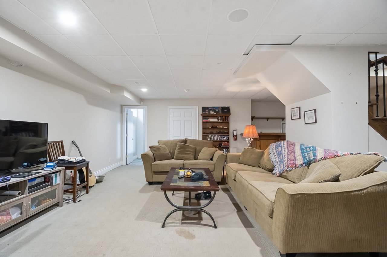 Located In Prime Uxbridge