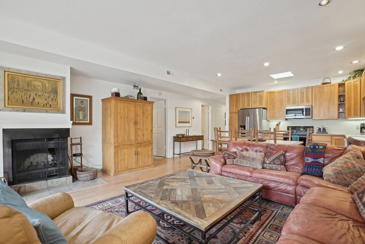 1403 Park Avenue #303
