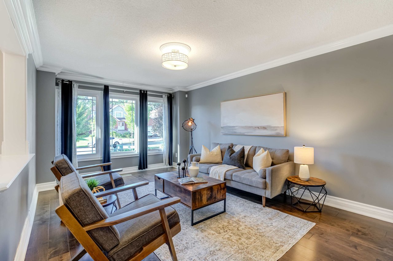 355 Rouge Hill Crt