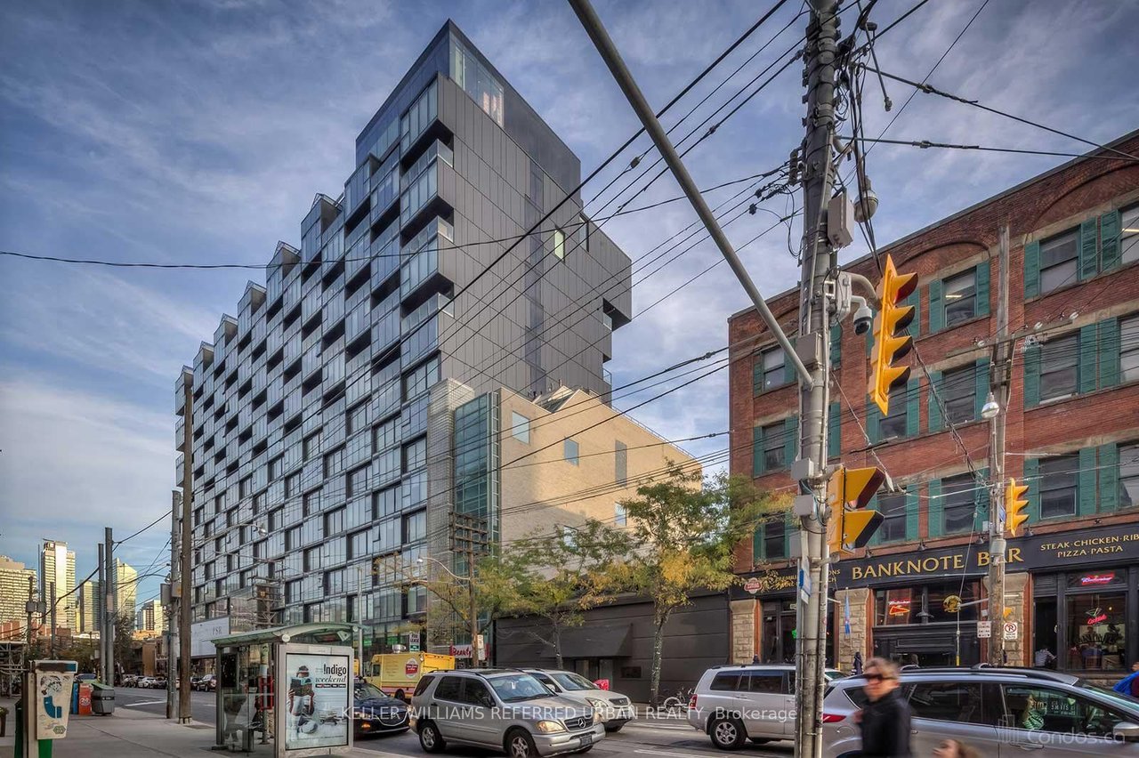 THOMPSON RESIDENCES 