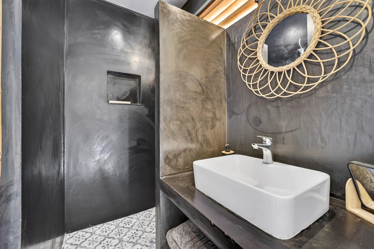 Modern Home in Beachfront Gated Community, Tamarindo, Guanacaste