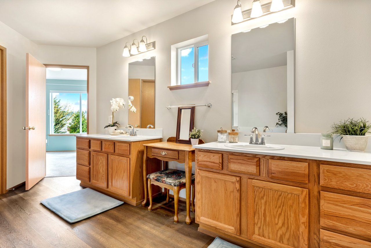 4023 153rd Place SE, Bothell, WA 98012