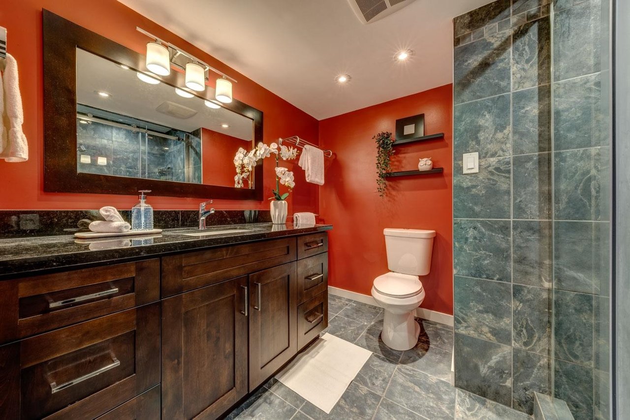 4-2548 Snowridge Cres