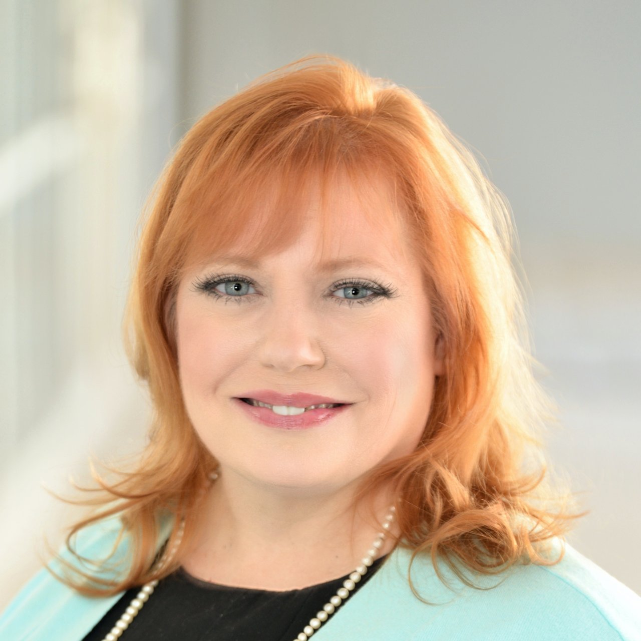 Ursula Lowther Cumming, GA Real Estate Agent Headshot