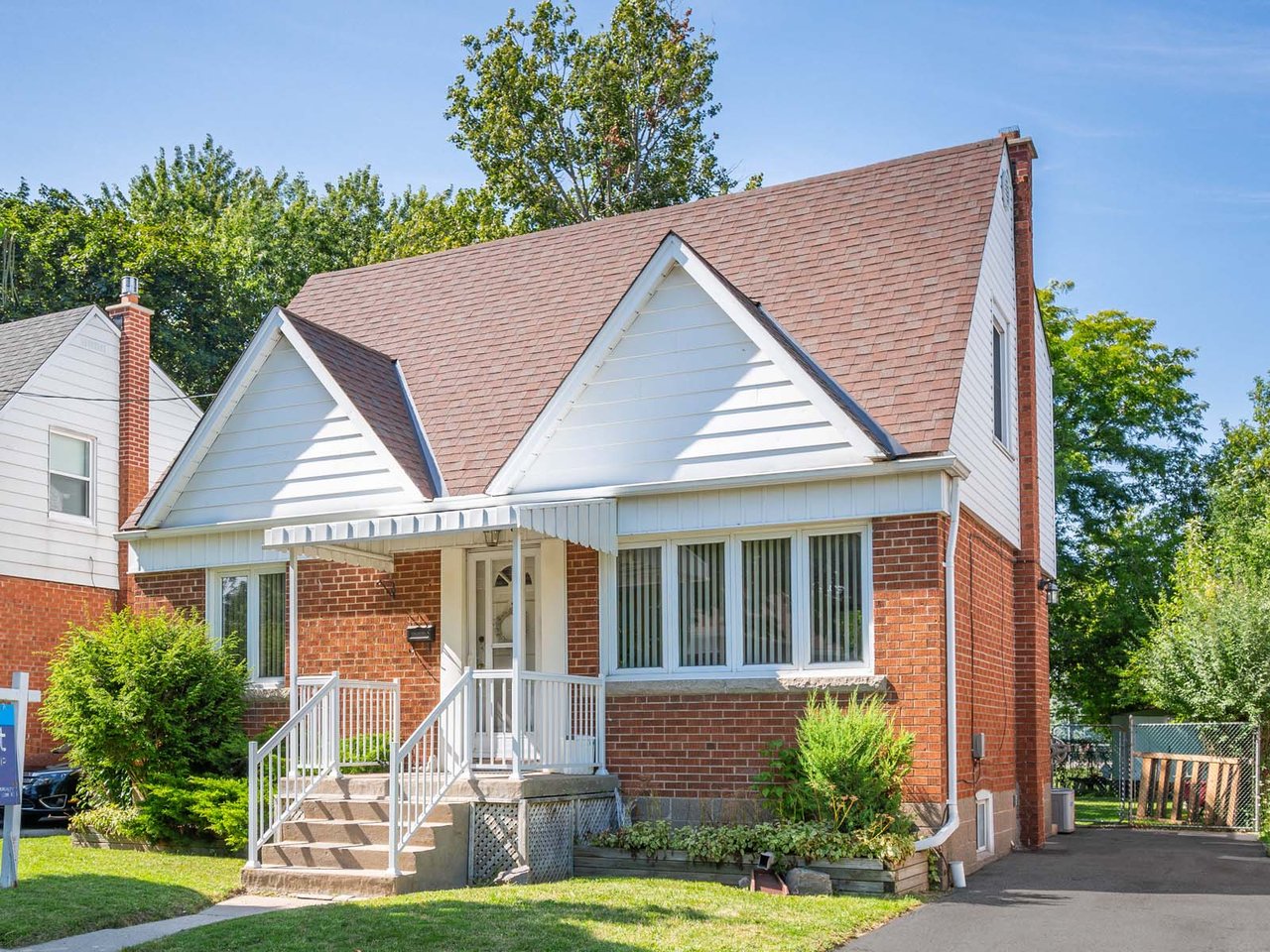 62 Arden Cres