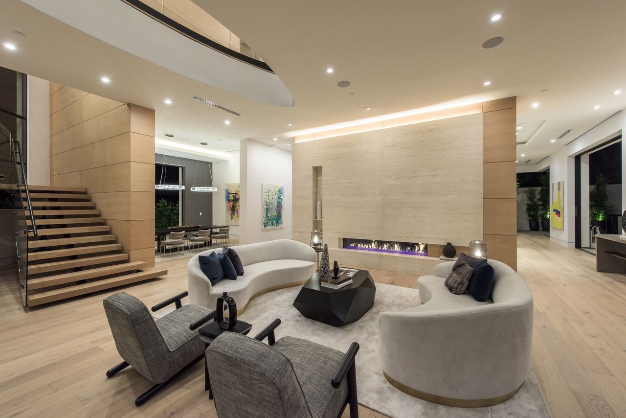 1059 Maybrook Dr