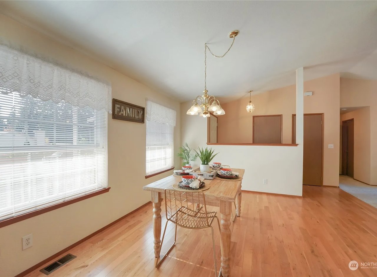 20907 116th Street E