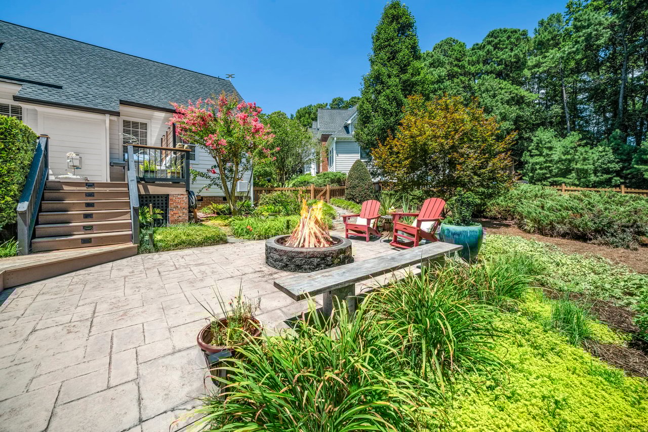 1106 Green Knob Court Fuquay-Varina, NC (Crooked Creek)