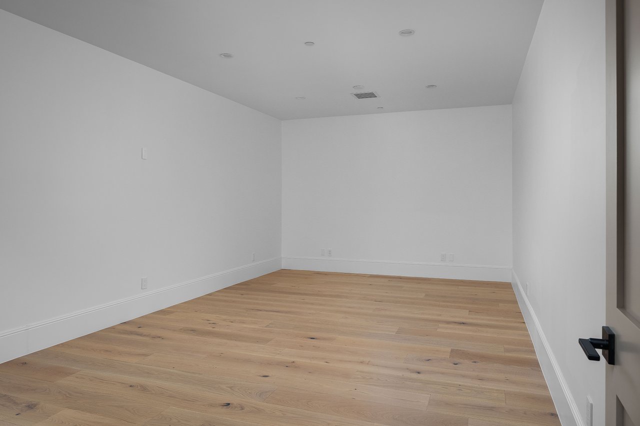 6312 E CALLE DEL PAISANO