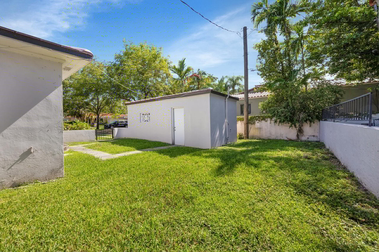 Art Deco Gem in Coral Gables