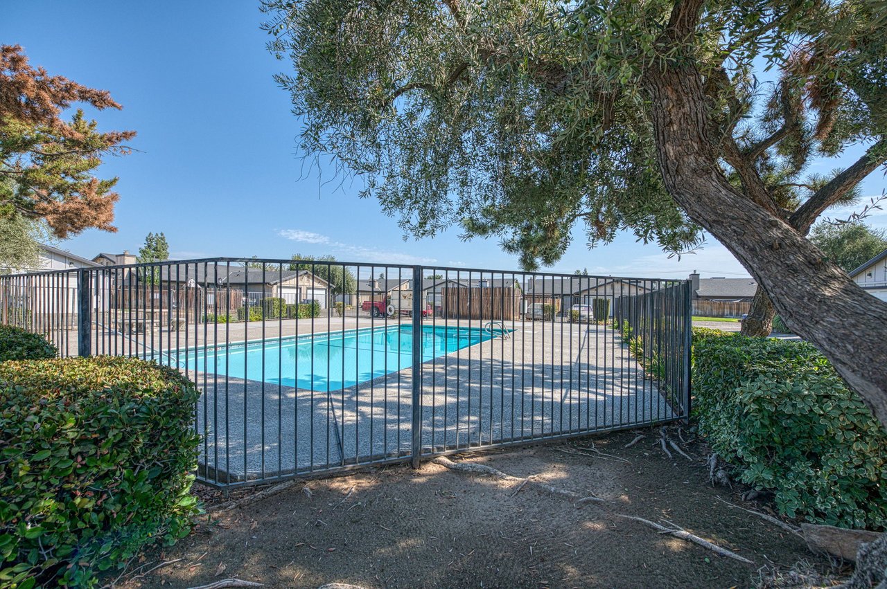 2247 W Dakota Avenue #116, Fresno